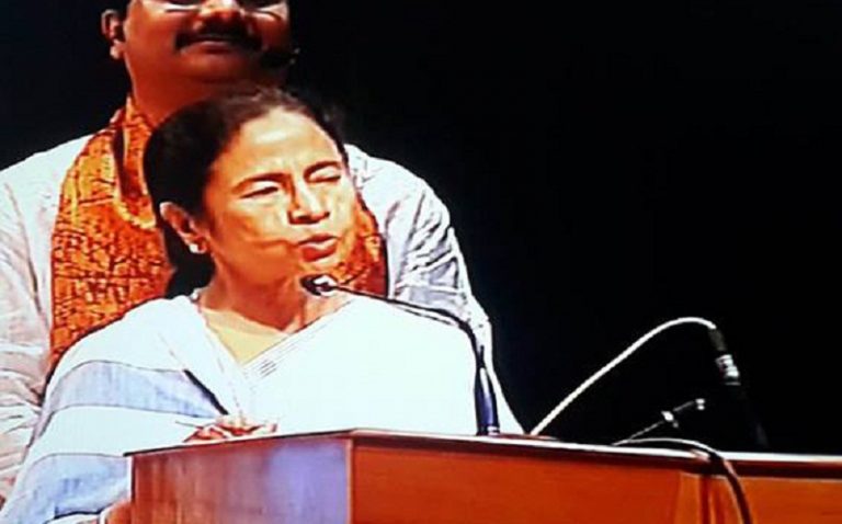 বঙ্গবন্ধু ভবনও করতে চাই: মমতা
