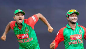 নির্বাচন করছেন মাশরাফি ও সাকিব