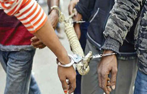 ৯ জুয়াড়ী গ্রেফতার