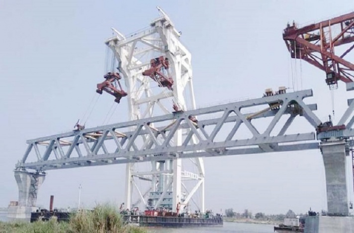 পদ্মা সেতুতে বসলো নবম স্প্যান