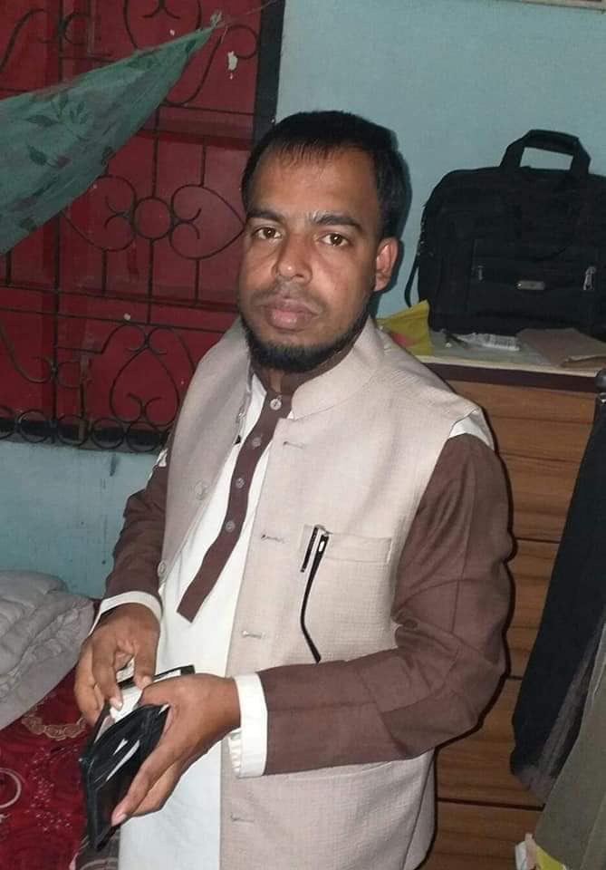 সড়কে প্রান গেল বিশ্বনাথের একজন আদর্শবান শিক্ষক