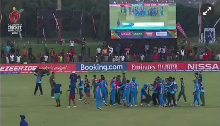 ফাইনালে ধাক্কাধাক্কি : বাংলাদেশ-ভারতের ৫ ক্রিকেটারের শাস্তি