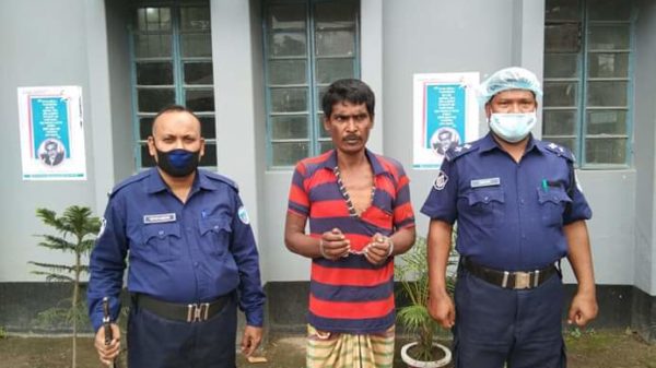 হিলিতে আদিবাসী শিশু ধর্ষণের চেষ্টা, ১জন গ্রেপ্তার