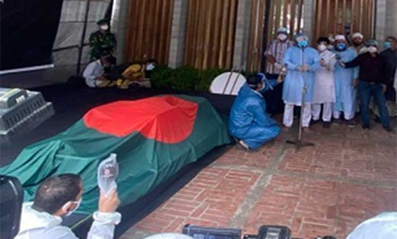 বনানীতে শেষ শয্যায় মোহাম্মদ নাসিম