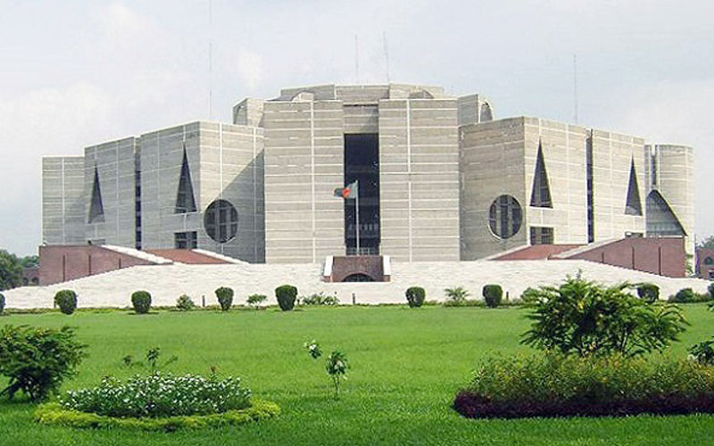 বাজেট অধিবেশন ঘিরে করোনা আতংক বাড়ছে