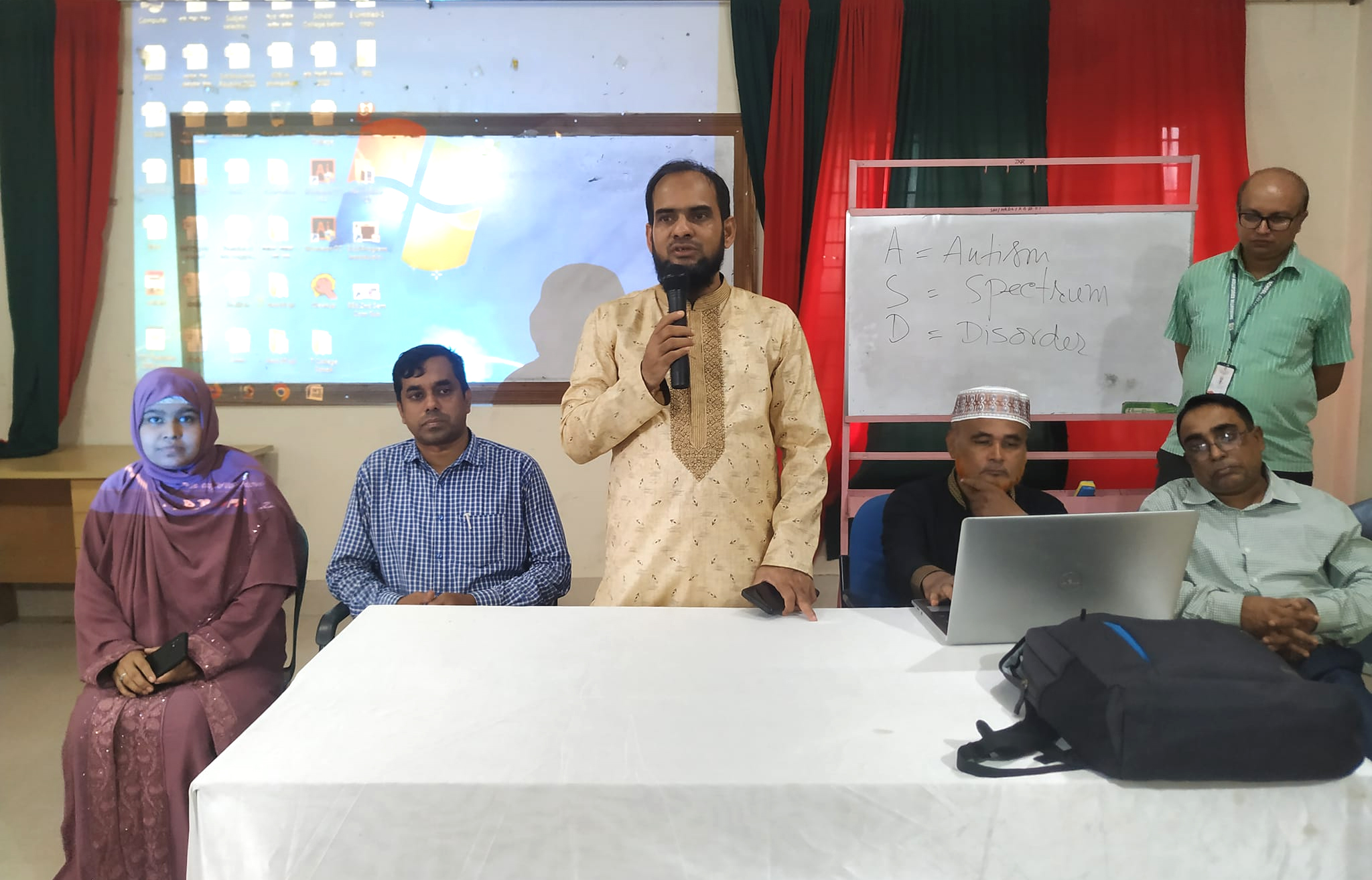 মানসম্মত শিক্ষা নিশ্চিতের লক্ষ্যে ‘সীমান্তিক আইডিয়াল টিচার্স ট্রেনিং কলেজ’ সিলেট-এ আজ দিনব্যাপী শিক্ষা বিষয়ক কর্মশালা অনুষ্ঠিত