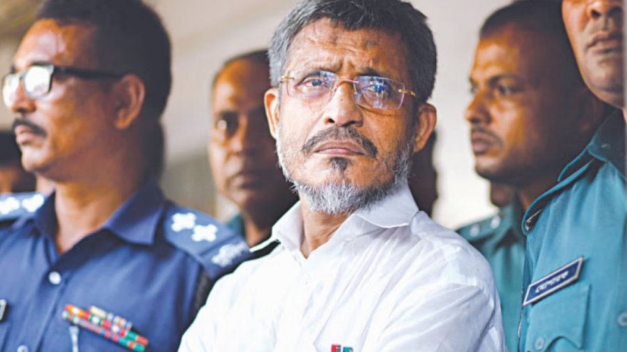 দশ ট্রাক অস্ত্র মামলা থেকে বাবরসহ কয়েক আসামি খালাস