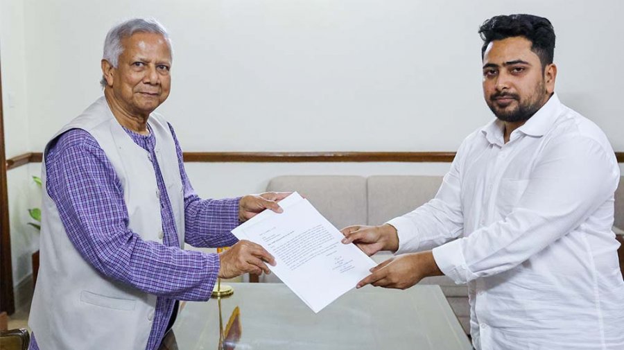 অন্তর্বর্তী সরকারের উপদেষ্টার পদ থেকে পদত্যাগ করলেন নাহিদ ইসলাম